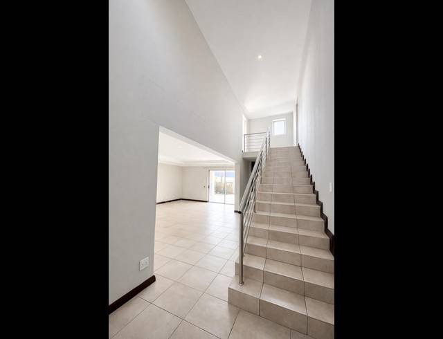 3 BEDROOM PROPERTY TO RENT IN SIX FOUNTAINS